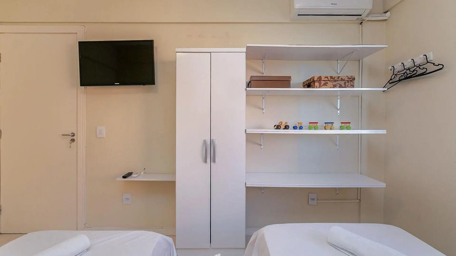 Apto Aconchegante A 110M Do Mar Em Floripa Ever203 Florianopolis Apartment